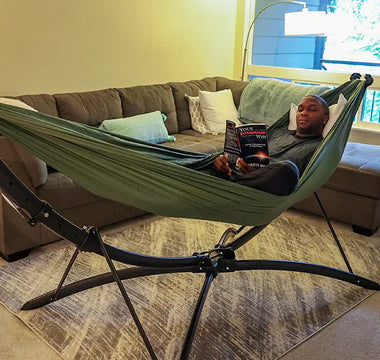 Relax Like a Pro: Norris Frederick’s anymaka Hammock Experience